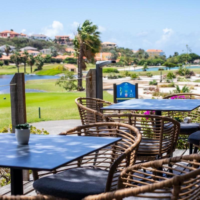 Villa At The Beach, Blue Bay Golf & Beach Resort Екстериор снимка