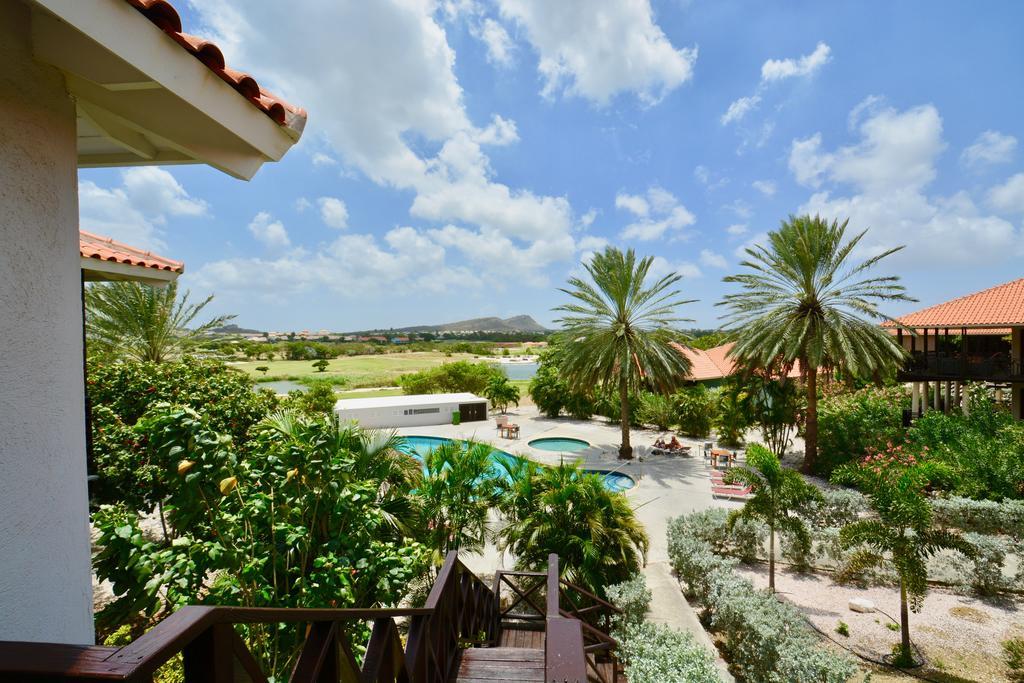 Villa At The Beach, Blue Bay Golf & Beach Resort Екстериор снимка