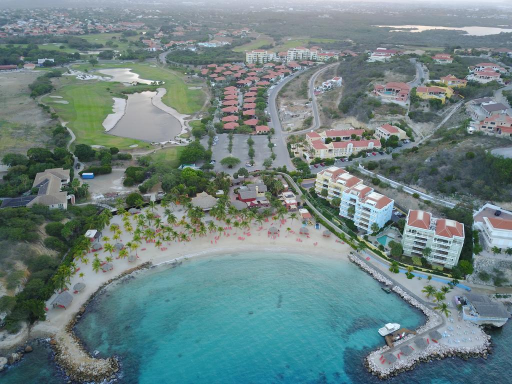 Villa At The Beach, Blue Bay Golf & Beach Resort Екстериор снимка
